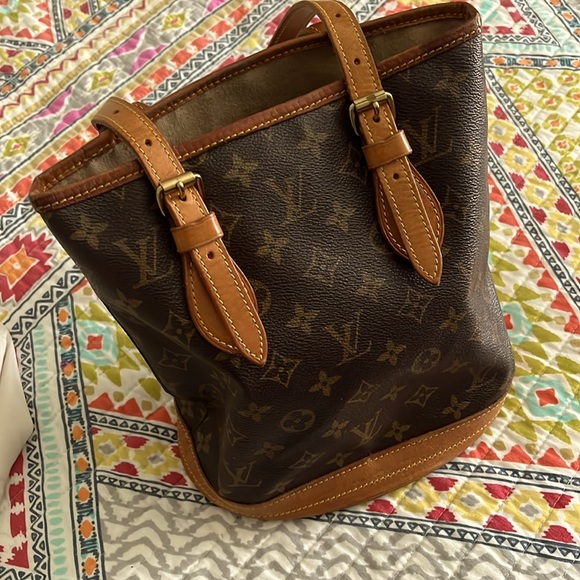 Authentic Louis Vuitton PM Petite Bucket Tote in well-loved condition - Picture 2 of 9
